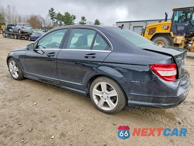 Drugie zdjęcie samochodu z przodu: 2010 MERCEDES-BENZ C 300 4MATIC VIN:WDDGF8BB2AR102932 - miniatura