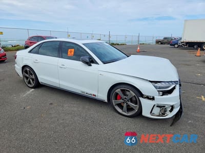 Czwarte zdjęcie samochodu z boku: 2023 AUDI A4 PREMIUM PLUS 45 VIN:WAUEAAF4XPA023886 - miniatura