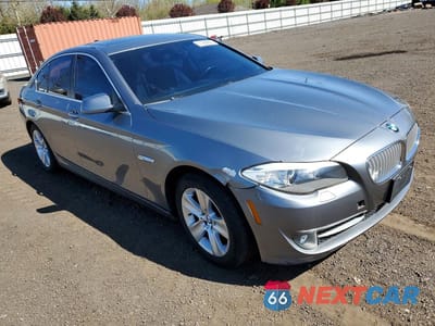 Czwarte zdjęcie samochodu z boku: 2013 BMW 528 XI VIN:WBAXH5C59DD112805 - miniatura