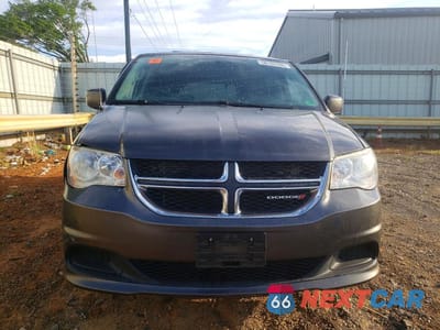 Piąte zdjęcie samochodu w środku: 2016 DODGE GRAND CARAVAN SXT VIN:2C4RDGCGXGR380431 - miniatura