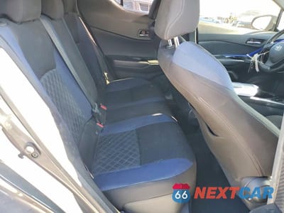 Zdjęcie 10 z 11 samochodu: 2020 TOYOTA C-HR XLE VIN:JTNKHMBX7L1091040 - miniatura