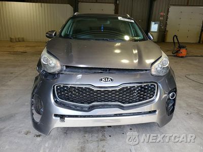 Piąte zdjęcie samochodu w środku: 2017 KIA SPORTAGE EX VIN:KNDPNCAC2H7256945 - miniatura