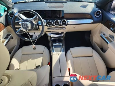 Zdjęcie 8 z 12 samochodu: 2026 MERCEDES-BENZ GLB 250 4MATIC VIN:W1N4M4HB9TW437749 - miniatura