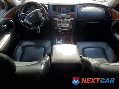 Zdjęcie 8 z 13 samochodu: 2019 INFINITI QX80 LUXE VIN:JN8AZ2NF3K9682717 - miniatura
