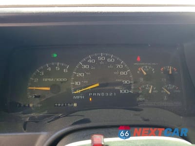 Zdjęcie 9 z 12 samochodu: 1998 CHEVROLET GMT-400 C1500 VIN:1GCEC19W3WE237930 - miniatura