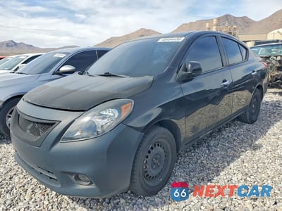 2013 NISSAN VERSA 1.6 S 3N1CN7AP7DL876238 - główne zdjęcie licytacji z USA - miniatura