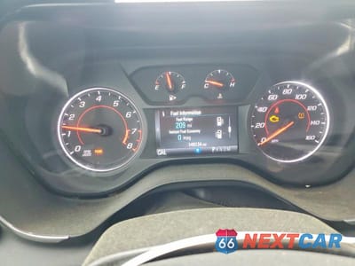 Zdjęcie 9 z 12 samochodu: 2018 CHEVROLET CAMARO LT VIN:1G1FB1RX4J0119447 - miniatura