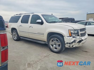 Czwarte zdjęcie samochodu z boku: 2011 CHEVROLET SUBURBAN C1500 LTZ VIN:1GNSCKE02BR289361 - miniatura