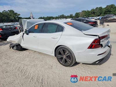 Drugie zdjęcie samochodu z przodu: 2020 VOLVO S60 T5 INSCRIPTION VIN:7JR102FLXLG064545 - miniatura