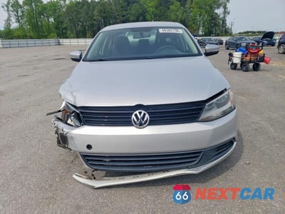 Piąte zdjęcie samochodu w środku: 2011 VOLKSWAGEN JETTA SE VIN:3VWDZ7AJ2BM375196 - miniatura