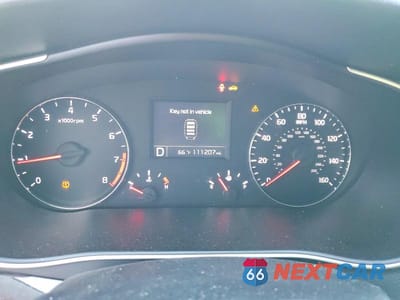 Zdjęcie 9 z 13 samochodu: 2016 KIA CADENZA LUXURY VIN:KNALN4D70G5216244 - miniatura