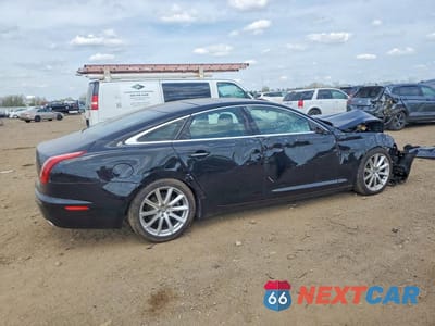 Trzecie zdjęcie samochodu z tyłu: 2011 JAGUAR XJ VIN:SAJWA1CBXBLV12216 - miniatura