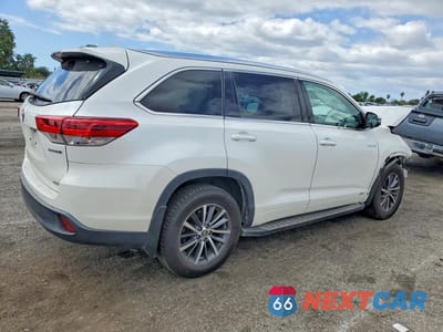 Trzecie zdjęcie samochodu z tyłu: 2018 TOYOTA HIGHLANDER HYBRID XLE VIN:5TDJGRFH7JS042293 - miniatura
