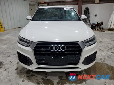 Piąte zdjęcie samochodu w środku: 2018 AUDI Q3 PREMIUM PLUS VIN:WA1JCCFS0JR023601 - miniatura