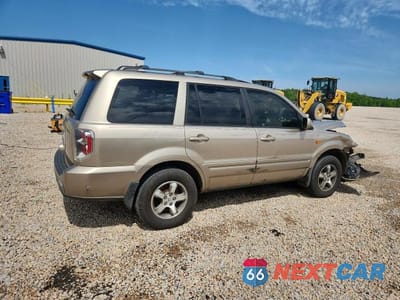 Trzecie zdjęcie samochodu z tyłu: 2006 HONDA PILOT VIN:5FNYF28516B046041 - miniatura