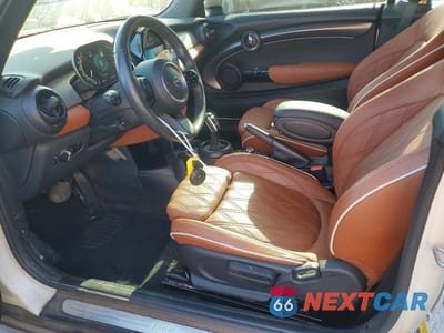 Zdjęcie 7 z 13 samochodu: 2023 MINI COOPER VIN:WMW23DL03P3R18835 - miniatura
