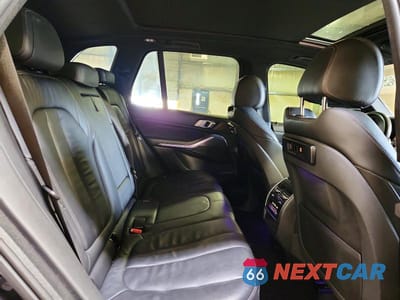 Zdjęcie 11 z 13 samochodu: 2019 BMW X5 XDRIVE40I VIN:5UXCR6C52KLK89718 - miniatura