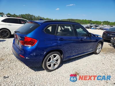 Trzecie zdjęcie samochodu z tyłu: 2013 BMW X1 SDRIVE28I VIN:WBAVM1C51DVW45916 - miniatura