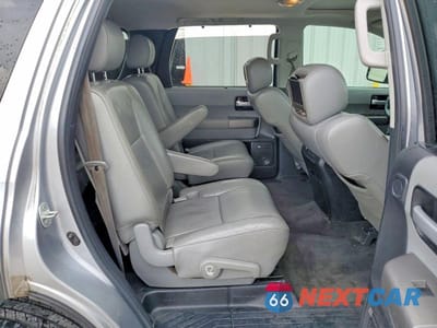Zdjęcie 11 z 14 samochodu: 2013 TOYOTA SEQUOIA LIMITED VIN:5TDKY5G19DS045552 - miniatura