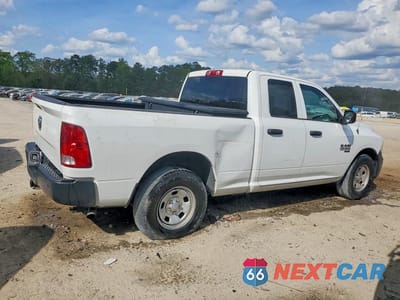 Trzecie zdjęcie samochodu z tyłu: 2021 RAM 1500 CLASSIC TRADESMAN VIN:1C6RR6FG9MS598336 - miniatura