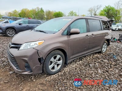 2020 TOYOTA SIENNA LE 5TDKZ3DC9LS042074 - główne zdjęcie licytacji z USA - miniatura