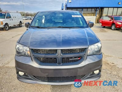 Piąte zdjęcie samochodu w środku: 2017 DODGE GRAND CARAVAN GT VIN:2C4RDGEG9HR632524 - miniatura