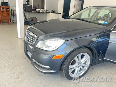Drugie zdjęcie samochodu z przodu: 2014 MERCEDES-BENZ C 300 4MATIC VIN:WDDGF8AB0ER307009 - miniatura