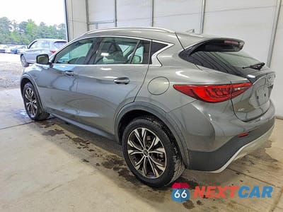 Drugie zdjęcie samochodu z przodu: 2018 INFINITI QX30 LUXURY VIN:SJKCH5CR2JA043714 - miniatura