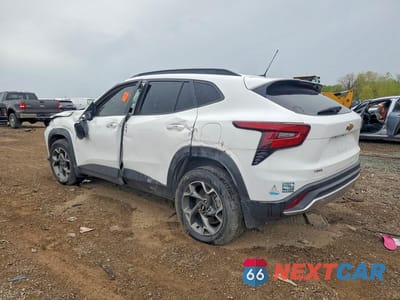 Drugie zdjęcie samochodu z przodu: 2024 CHEVROLET TRAX 1LT VIN:KL77LHE27RC241142 - miniatura