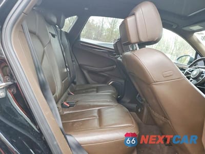 Zdjęcie 10 z 12 samochodu: 2016 PORSCHE MACAN S VIN:WP1AB2A58GLB49154 - miniatura