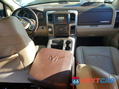 Zdjęcie 8 z 12 samochodu: 2016 RAM 1500 LARAMIE VIN:1C6RR7NTXGS138188 - miniatura