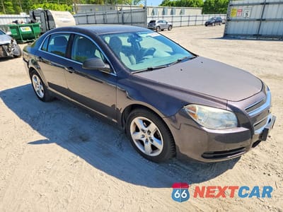 Czwarte zdjęcie samochodu z boku: 2011 CHEVROLET MALIBU LS VIN:1G1ZA5E11BF346098 - miniatura