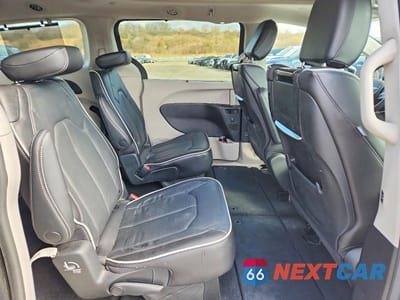 Zdjęcie 11 z 12 samochodu: 2023 CHRYSLER PACIFICA LIMITED VIN:2C4RC1GG4PR540751 - miniatura