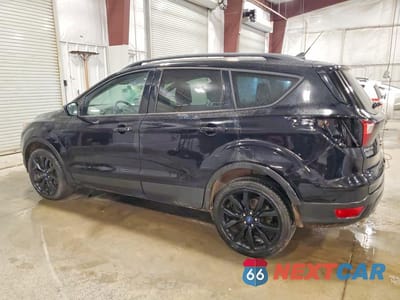 Drugie zdjęcie samochodu z przodu: 2019 FORD ESCAPE SE VIN:1FMCU9GD0KUA80003 - miniatura