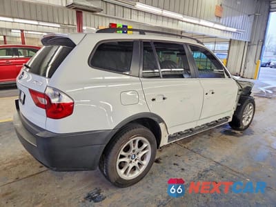 Trzecie zdjęcie samochodu z tyłu: 2004 BMW X3 2.5I VIN:WBXPA73464WB27590 - miniatura