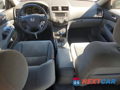 Zdjęcie 8 z 12 samochodu: 2006 HONDA ACCORD LX VIN:1HGCM66316A024978 - miniatura