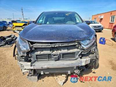 Piąte zdjęcie samochodu w środku: 2018 HONDA CR-V EX VIN:7FARW2H57JE104512 - miniatura