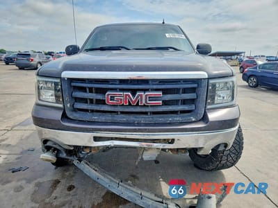 Piąte zdjęcie samochodu w środku: 2011 GMC SIERRA K1500 SLE VIN:1GTR2VE37BZ240730 - miniatura
