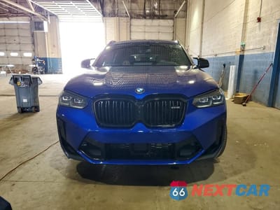 Piąte zdjęcie samochodu w środku: 2024 BMW X4 M VIN:5YM23EC09R9T64944 - miniatura