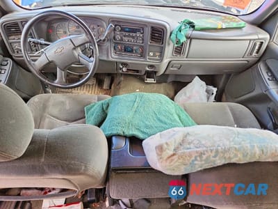 Zdjęcie 8 z 12 samochodu: 2003 CHEVROLET SILVERADO K1500 VIN:2GCEK19T931185161 - miniatura
