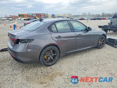 Trzecie zdjęcie samochodu z tyłu: 2019 ALFA ROMEO GIULIA VIN:ZARFANAN5K7607669 - miniatura