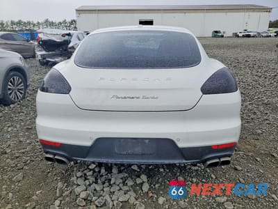 Zdjęcie 6 z 13 samochodu: 2014 PORSCHE PANAMERA VIN:WP0AC2A75EL073437 - miniatura