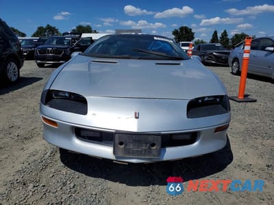 Piąte zdjęcie samochodu w środku: 1997 CHEVROLET CAMARO BASE VIN:2G1FP22K6V2144392 - miniatura