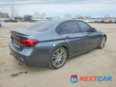 Trzecie zdjęcie samochodu z tyłu: 2016 BMW 340 XI VIN:WBA8B7C52GK703172 - miniatura