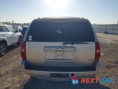Zdjęcie 6 z 11 samochodu: 2007 CHEVROLET SUBURBAN K1500 VIN:3GNFK16307G237399 - miniatura