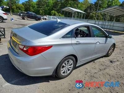 Trzecie zdjęcie samochodu z tyłu: 2011 HYUNDAI SONATA GLS VIN:5NPEB4AC5BH241994 - miniatura