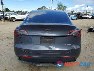 Zdjęcie 6 z 14 samochodu: 2023 TESLA MODEL Y VIN:7SAYGDEE5PF945924 - miniatura