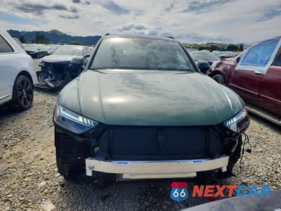 Piąte zdjęcie samochodu w środku: 2025 AUDI Q5 PRESTIGE 45 VIN:WA1FAAFY9S2046258 - miniatura