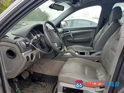 Zdjęcie 7 z 14 samochodu: 2003 PORSCHE CAYENNE S VIN:WP1AB29P73LA60658 - miniatura