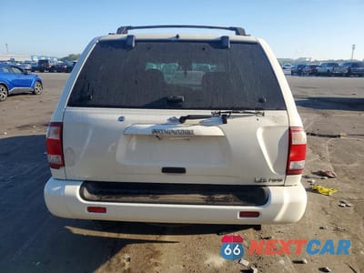 Zdjęcie 6 z 13 samochodu: 2001 NISSAN PATHFINDER SE VIN:JN8DR09X61W579957 - miniatura